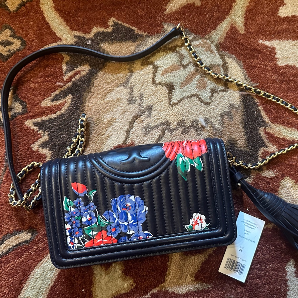 NWT Tory Burch Fleming soft printed wallet crossbody in navy tea rose